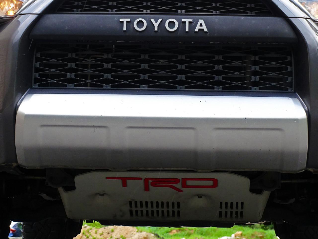 Toyota 4Runner TRD Off Road Premium 4WD (Natl) 2019
