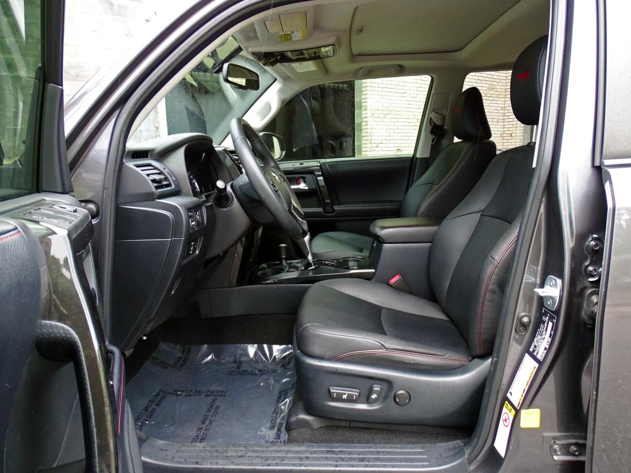 Toyota 4Runner TRD Off Road Premium 4WD (Natl) 2019