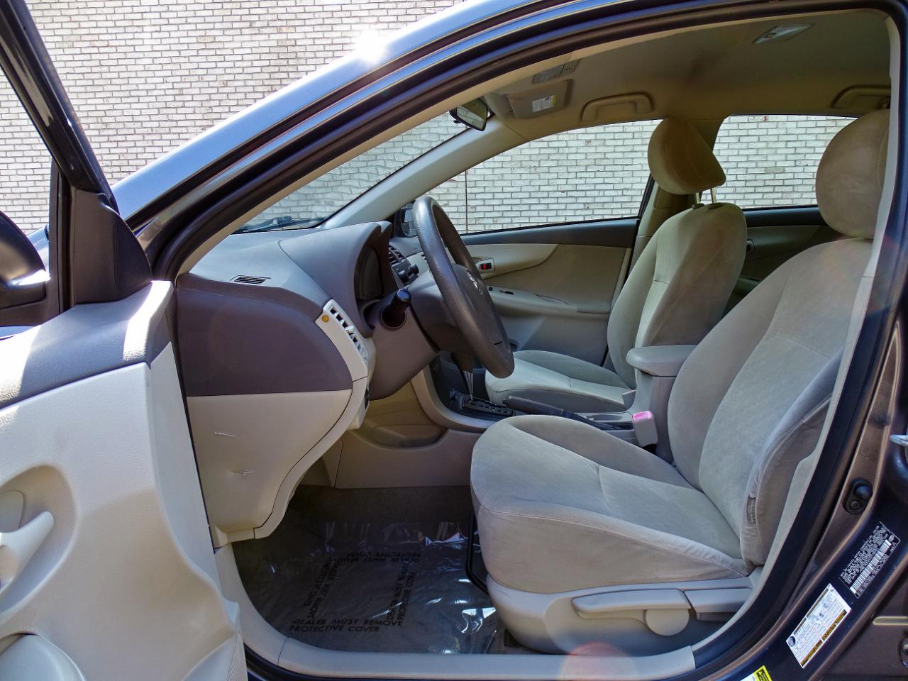 Toyota Corolla 4dr Sedan LE Auto 2009