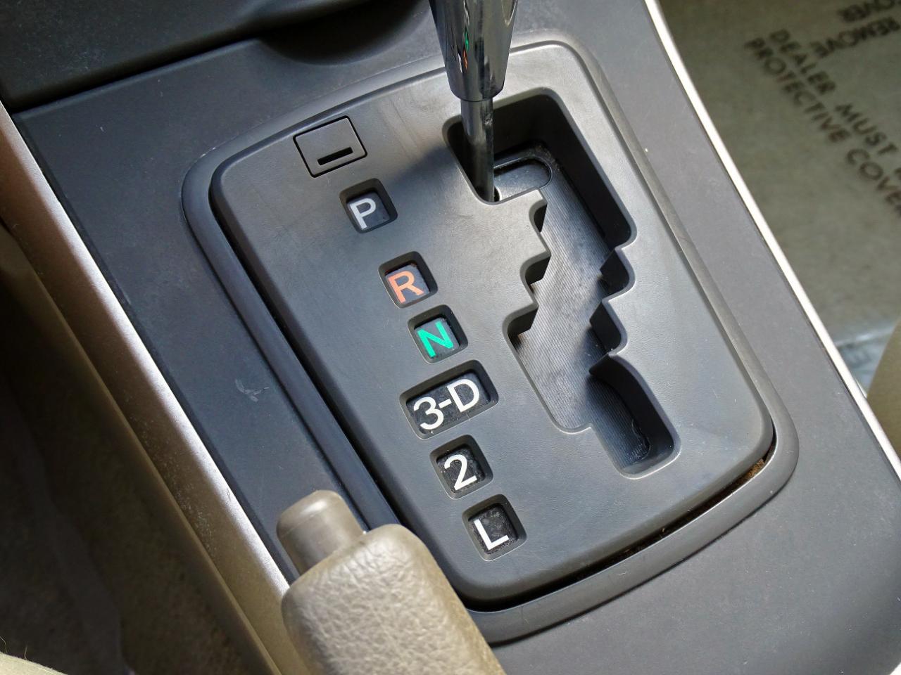 Toyota Corolla 4dr Sedan LE Auto 2009