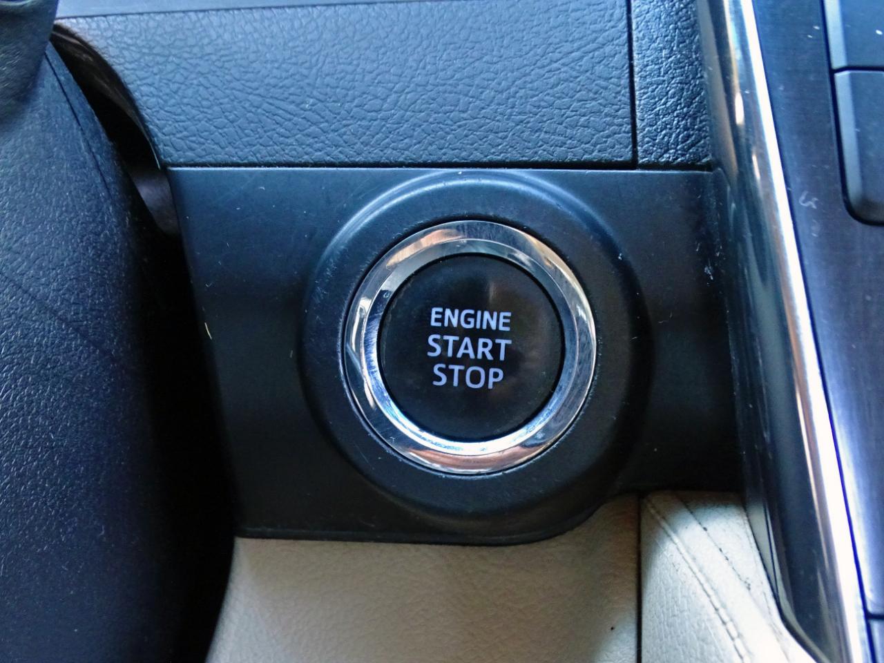 Toyota Camry 2014.5 4dr Sdn I4 Auto SE Sport (Natl) 2014