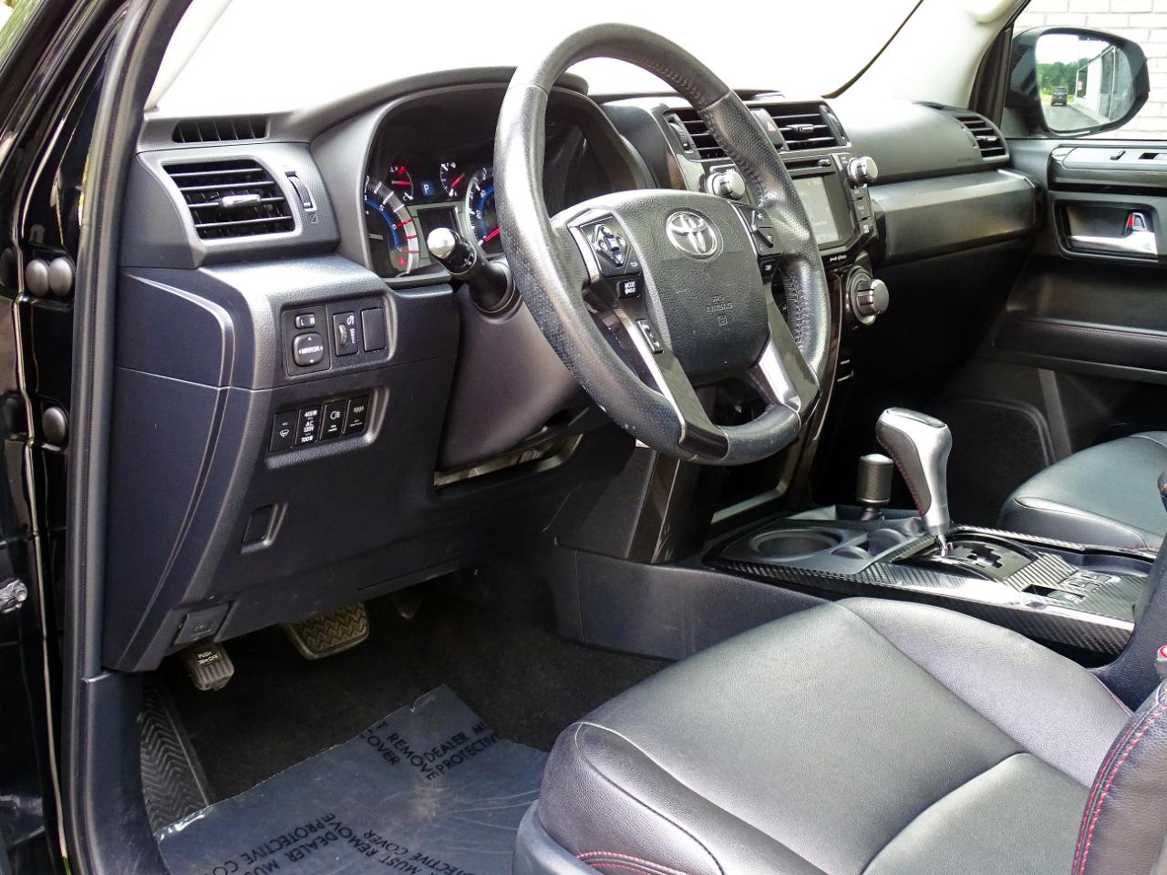 Toyota 4Runner TRD Off Road Premium 4WD (Natl) 2018