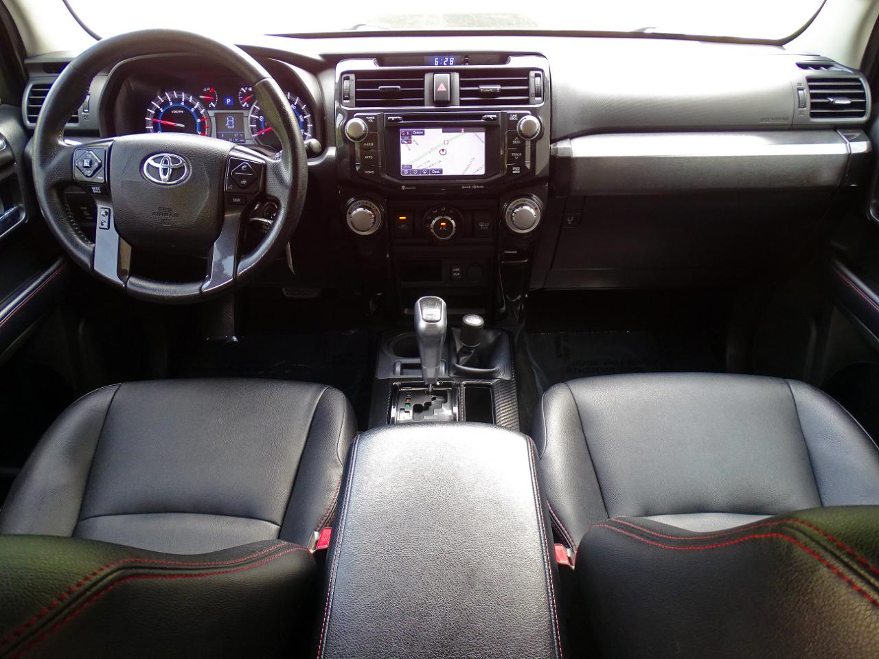 Toyota 4Runner TRD Off Road Premium 4WD (Natl) 2018