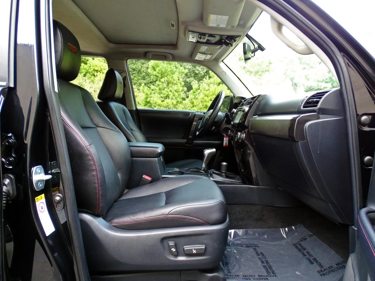 Toyota 4Runner TRD Off Road Premium 4WD (Natl) 2018