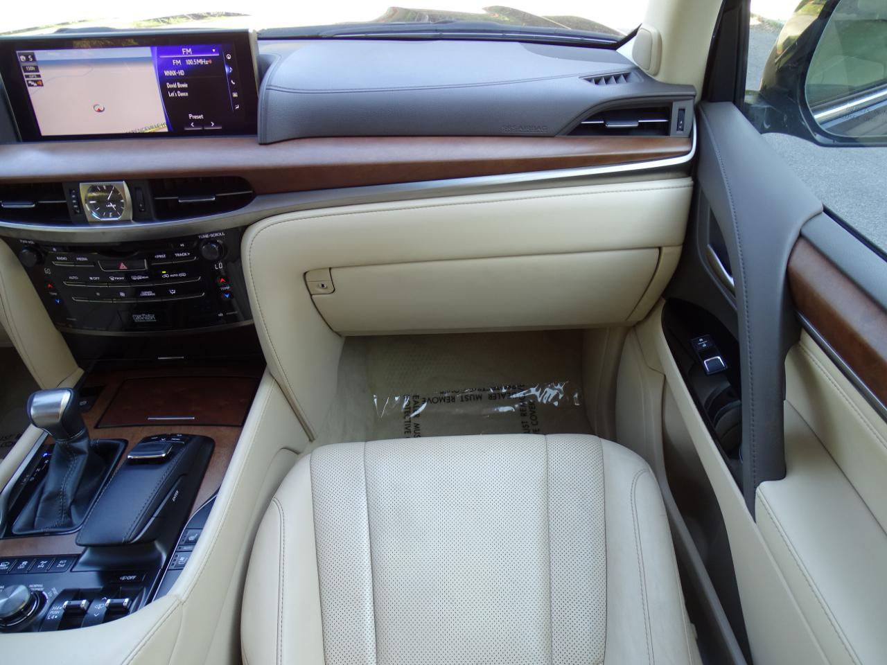 Lexus LX 570 4WD 4dr 2016