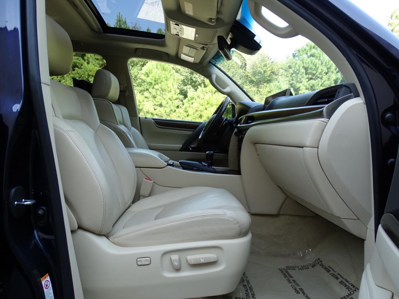 Lexus LX 570 4WD 4dr 2016