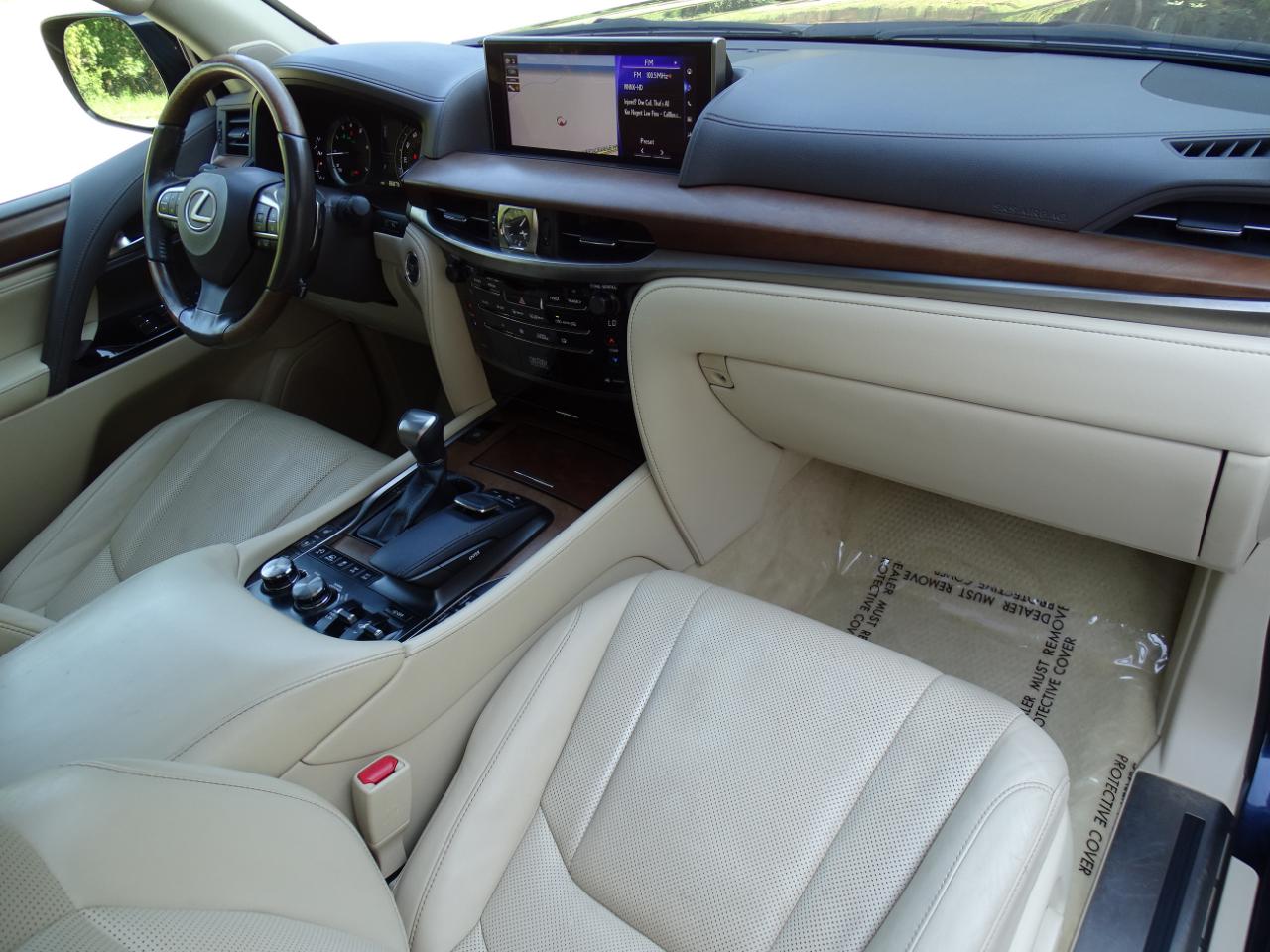 Lexus LX 570 4WD 4dr 2016