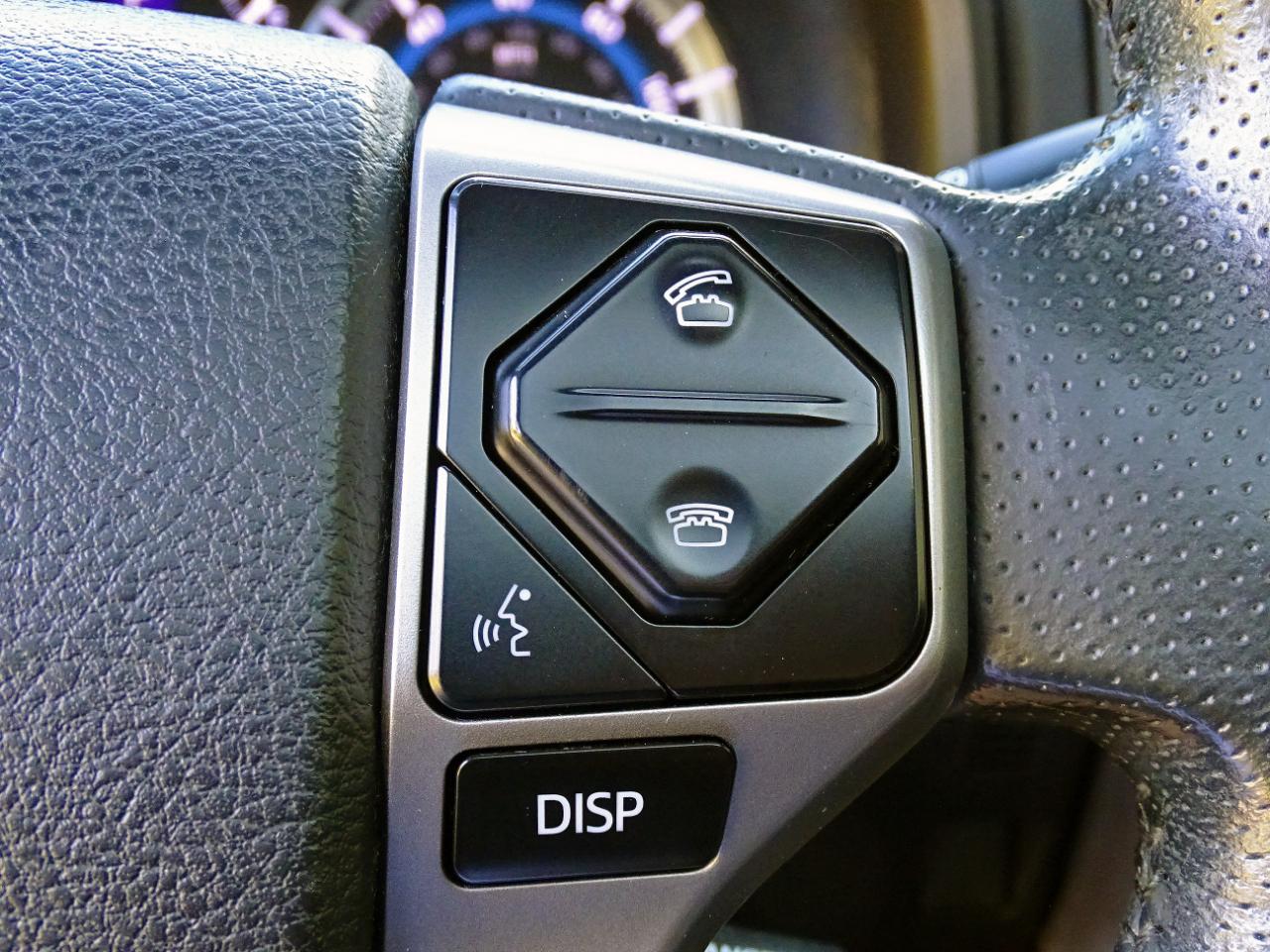 Toyota 4Runner Limited 4WD (Natl) 2017