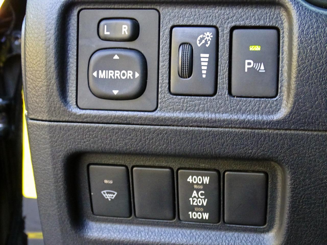 Toyota 4Runner Limited 4WD (Natl) 2017