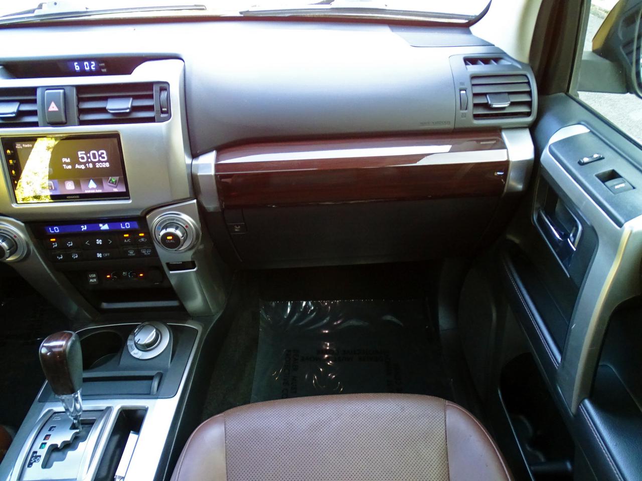 Toyota 4Runner Limited 4WD (Natl) 2017