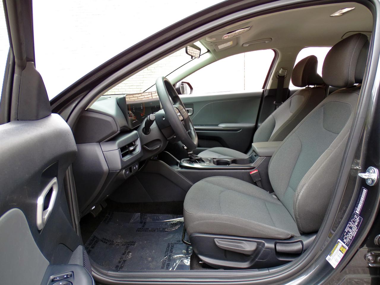 Kia K4 LXS FWD 2025