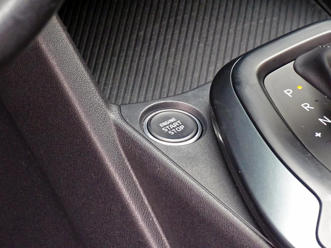 Kia K4 LXS FWD 2025