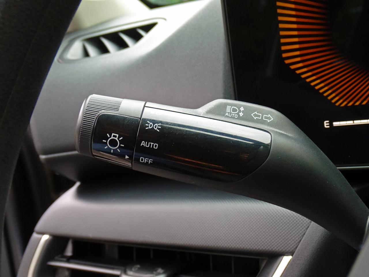 Kia K4 LXS FWD 2025