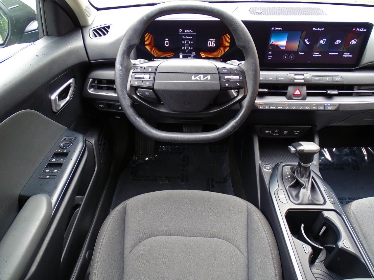 Kia K4 LXS FWD 2025