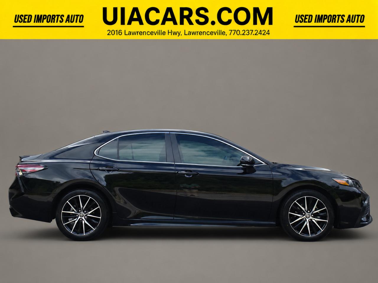 Toyota Camry SE Auto (Natl) 2024