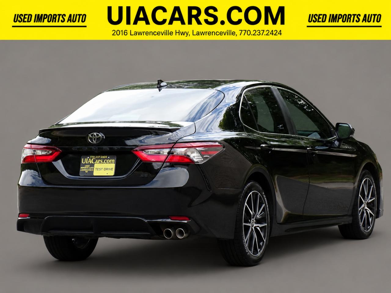 Toyota Camry SE Auto (Natl) 2024