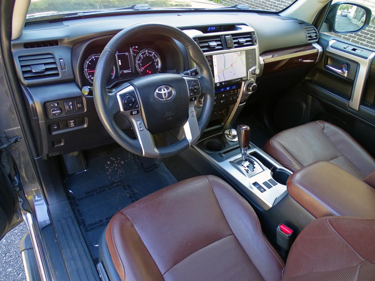 Toyota 4Runner Limited 4WD (Natl) 2021