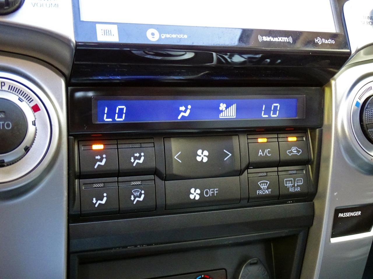 Toyota 4Runner Limited 4WD (Natl) 2021