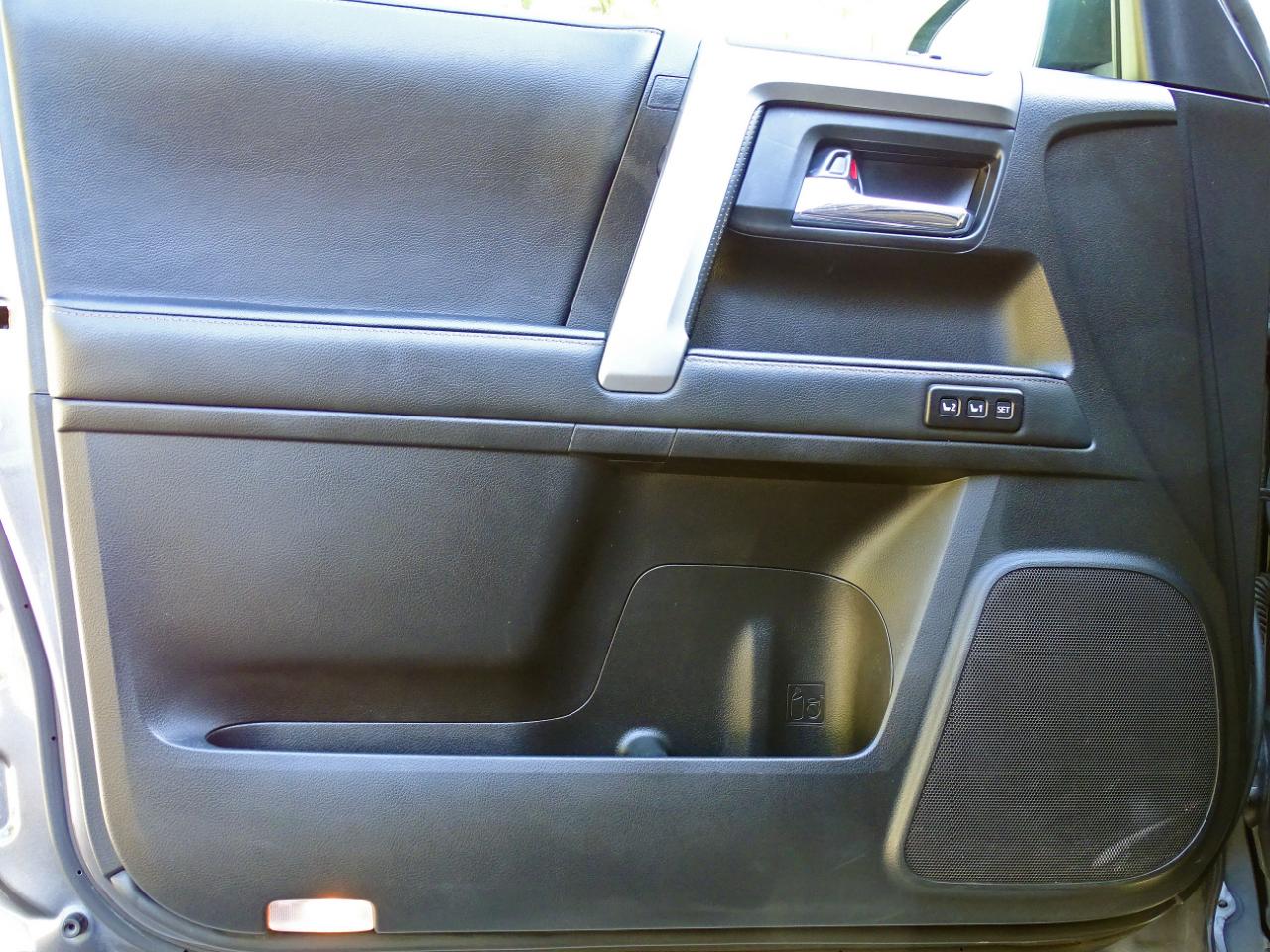 Toyota 4Runner Limited 4WD (Natl) 2021