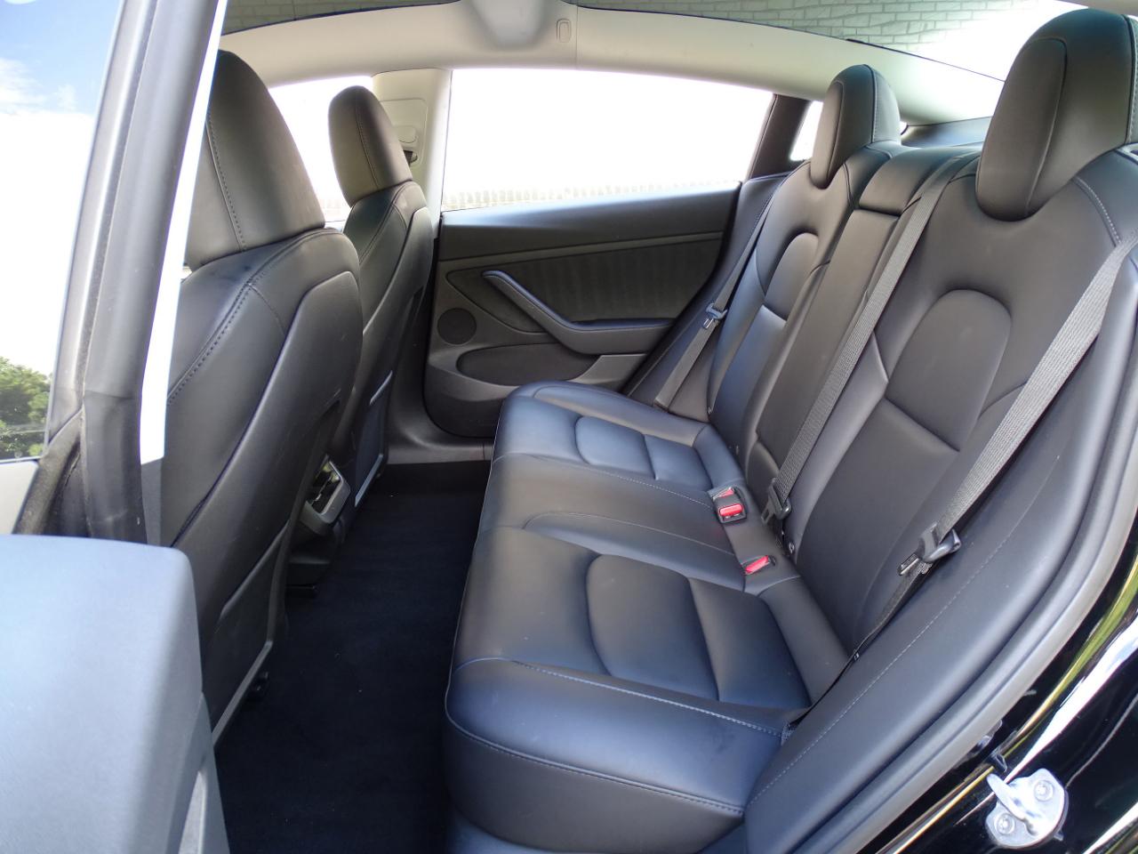 Tesla Model 3 RWD 2023