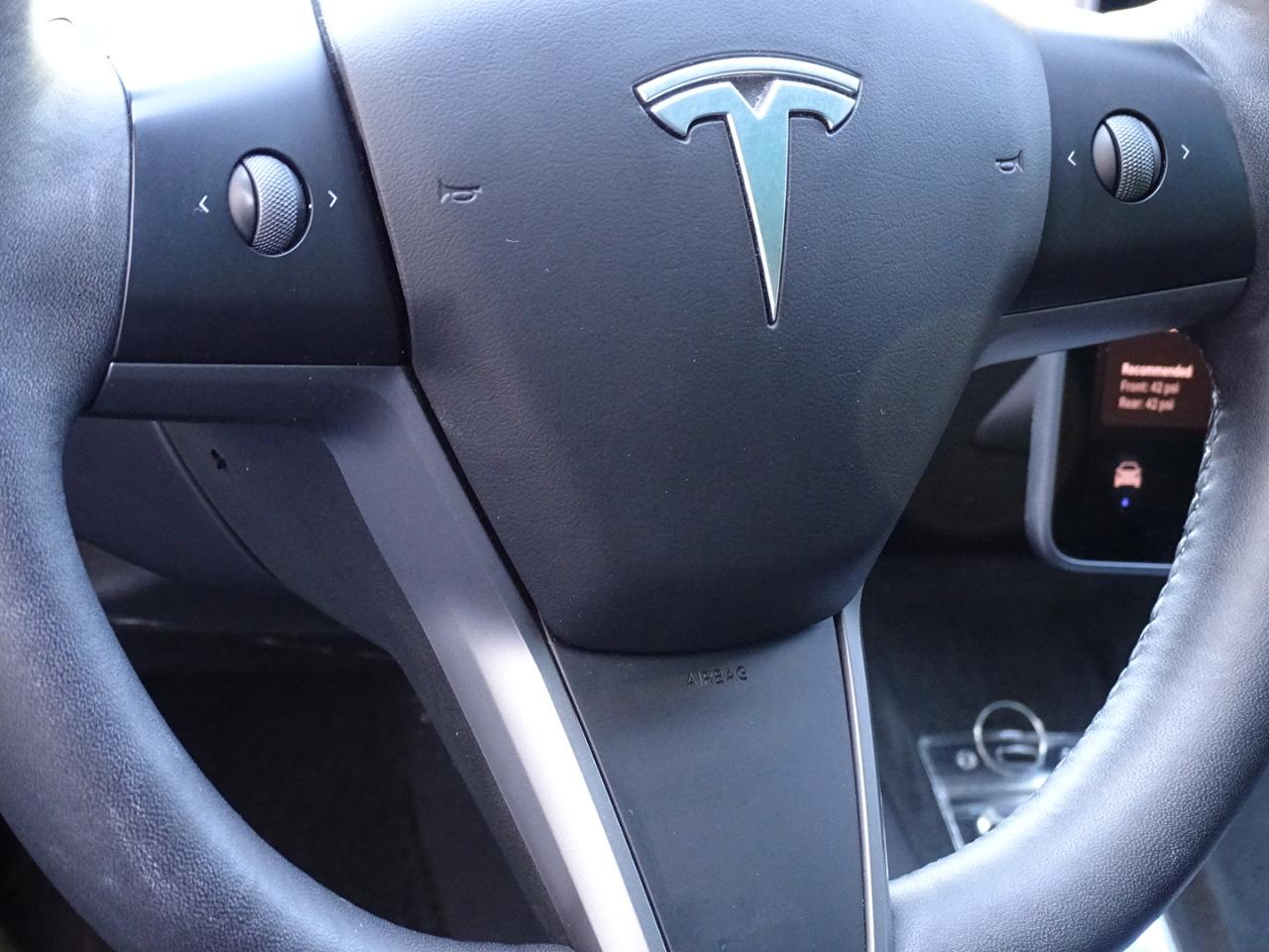 Tesla Model 3 RWD 2023