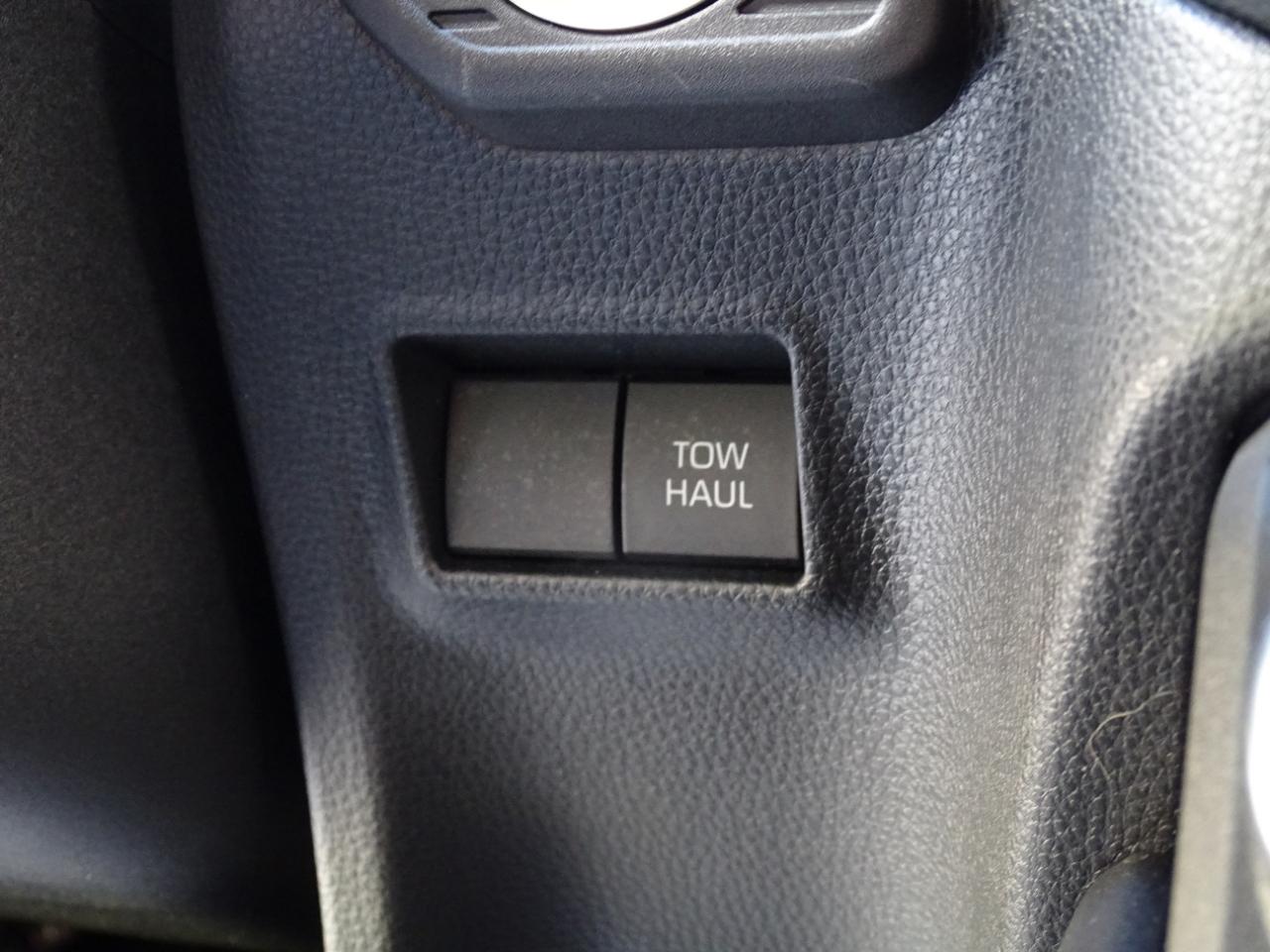 Toyota Land Cruiser 1958 4WD (Natl) 2024