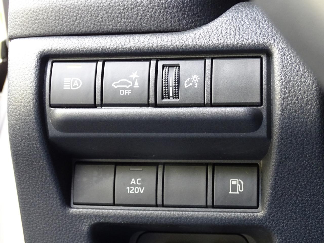 Toyota Land Cruiser 1958 4WD (Natl) 2024