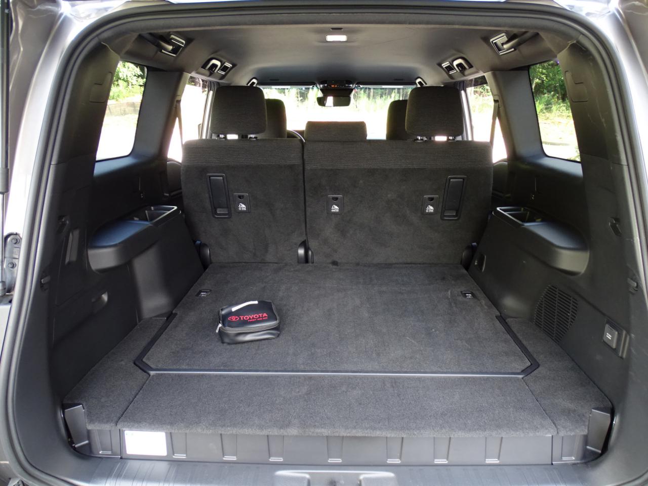 Toyota Land Cruiser 1958 4WD (Natl) 2024