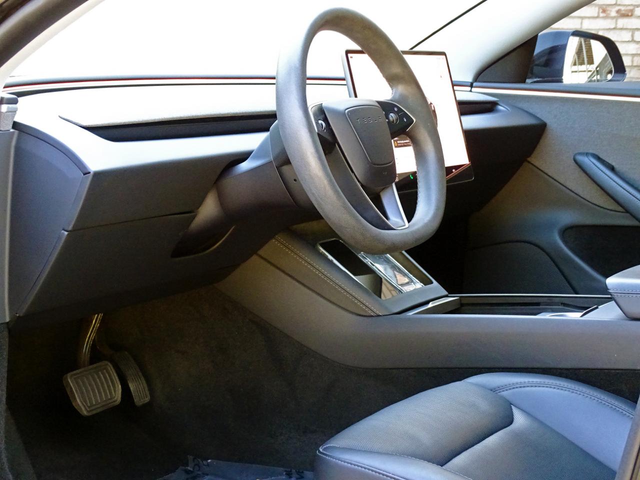 Tesla Model 3 RWD *Ltd Avail* 2024