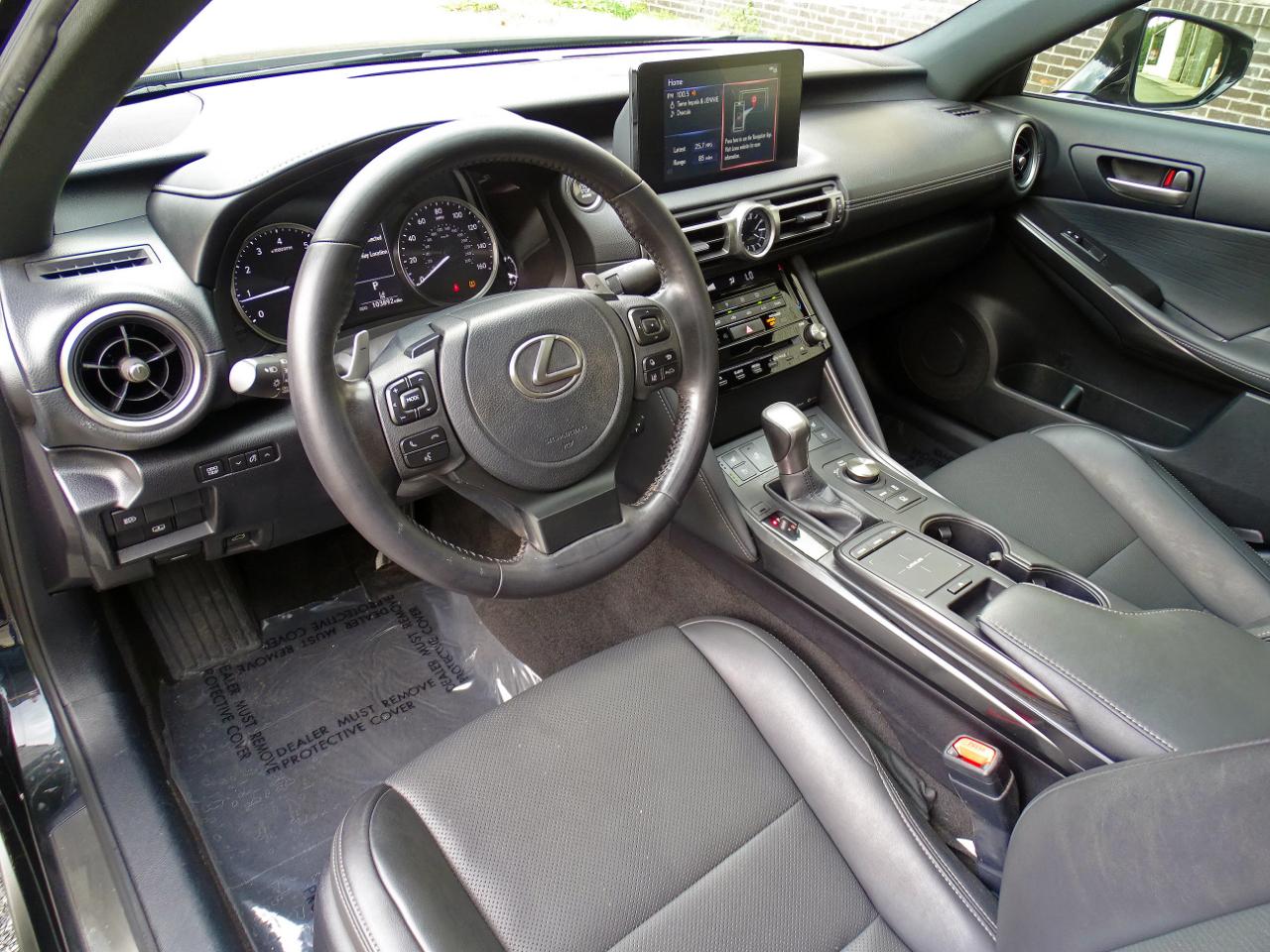 Lexus IS IS 300 AWD 2022