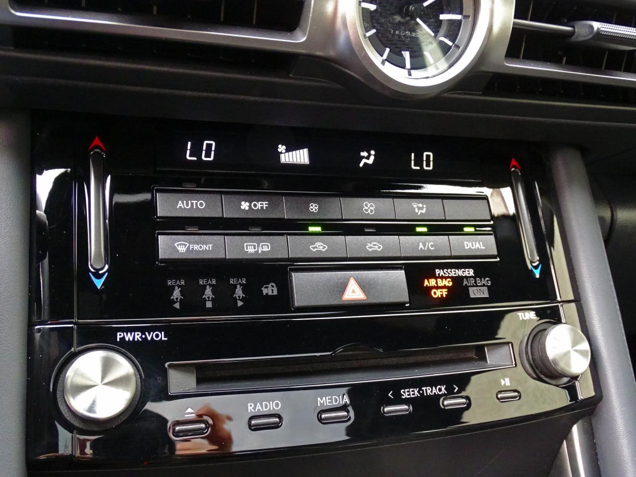 Lexus IS IS 300 AWD 2022