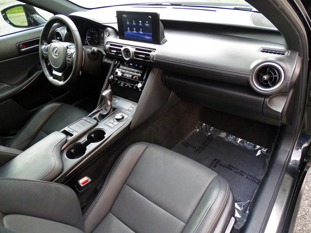 Lexus IS IS 300 AWD 2022
