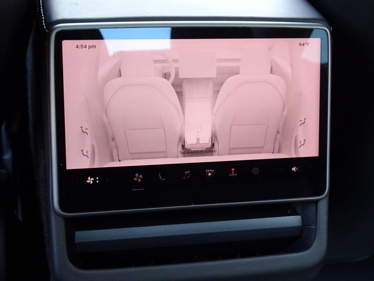 Tesla Model 3 RWD *Ltd Avail* 2024