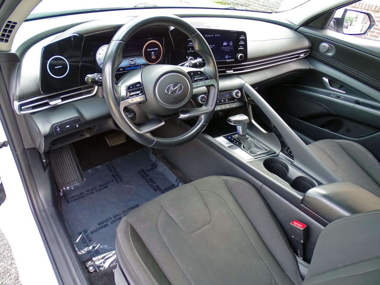 Hyundai Elantra SEL IVT *Ltd Avail* 2021