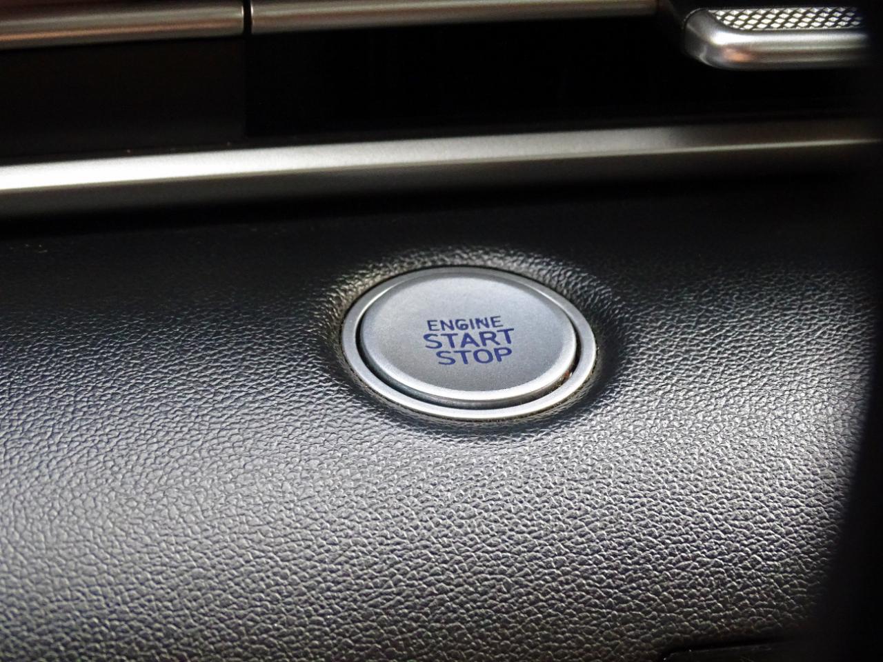 Hyundai Elantra SEL IVT *Ltd Avail* 2021