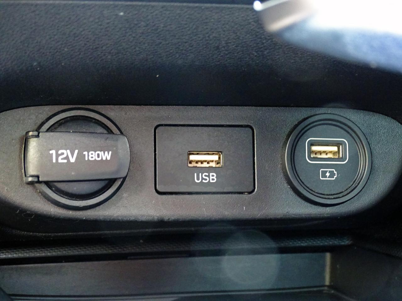 Hyundai Elantra SEL IVT *Ltd Avail* 2021