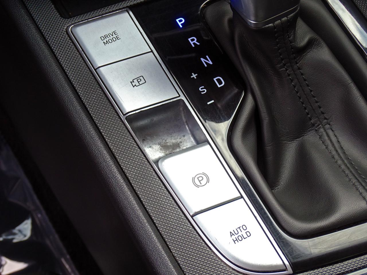 Hyundai Elantra SEL IVT *Ltd Avail* 2021