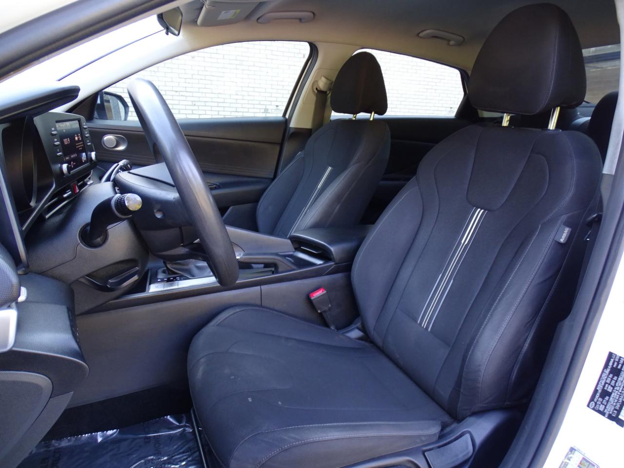 Hyundai Elantra SEL IVT *Ltd Avail* 2021