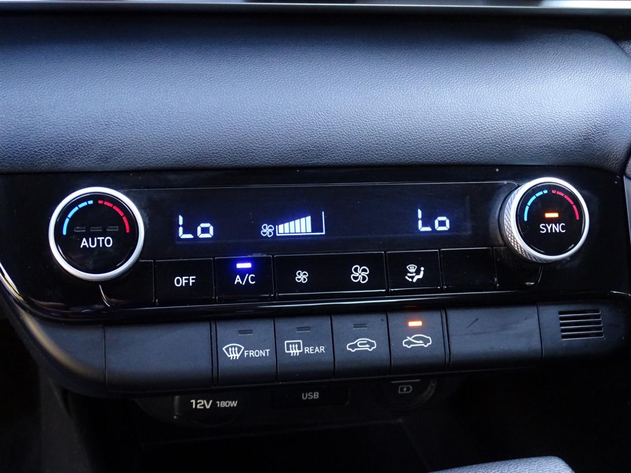Hyundai Elantra SEL IVT *Ltd Avail* 2021