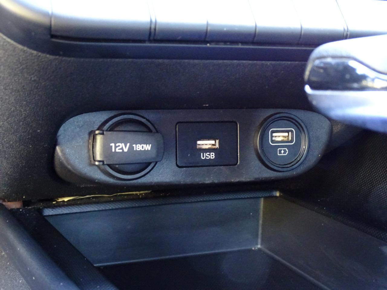 Hyundai Elantra SEL IVT *Ltd Avail* 2021