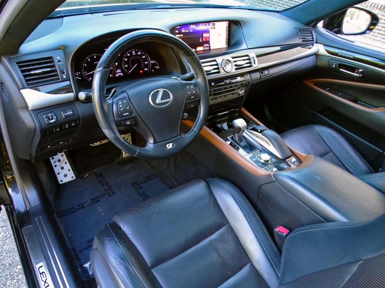 Lexus LS LS 460 F Sport RWD 2017
