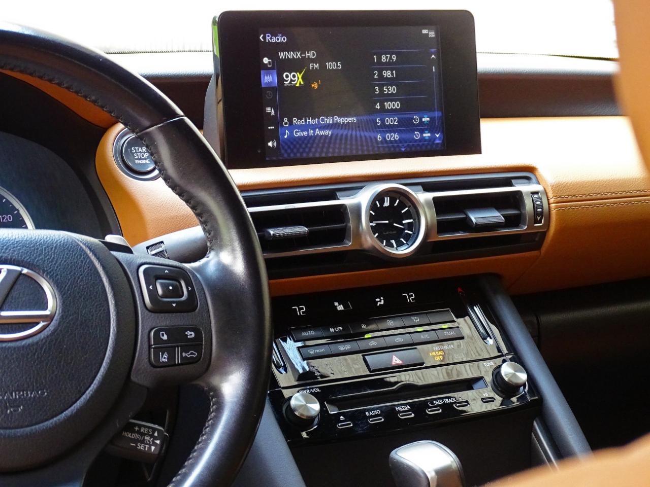 Lexus IS IS 300 RWD 2021