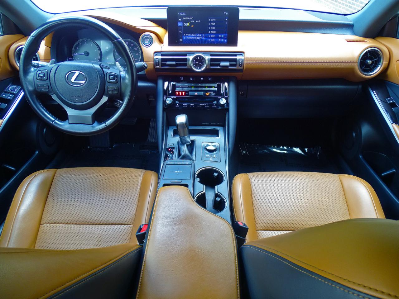Lexus IS IS 300 RWD 2021