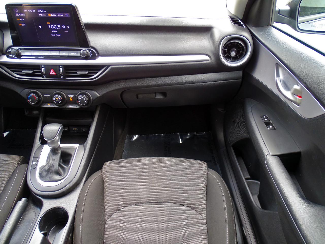 Kia Forte LXS IVT 2024