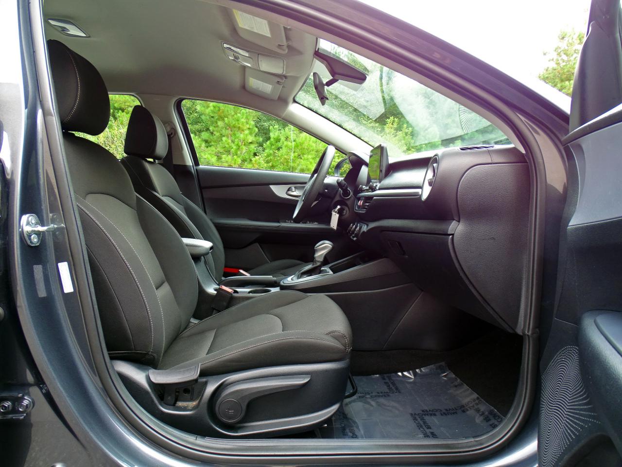 Kia Forte LXS IVT 2024