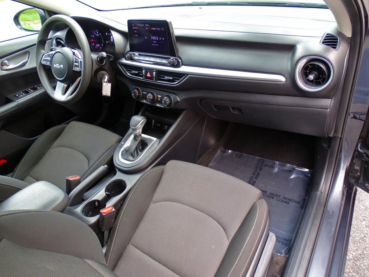 Kia Forte LXS IVT 2024