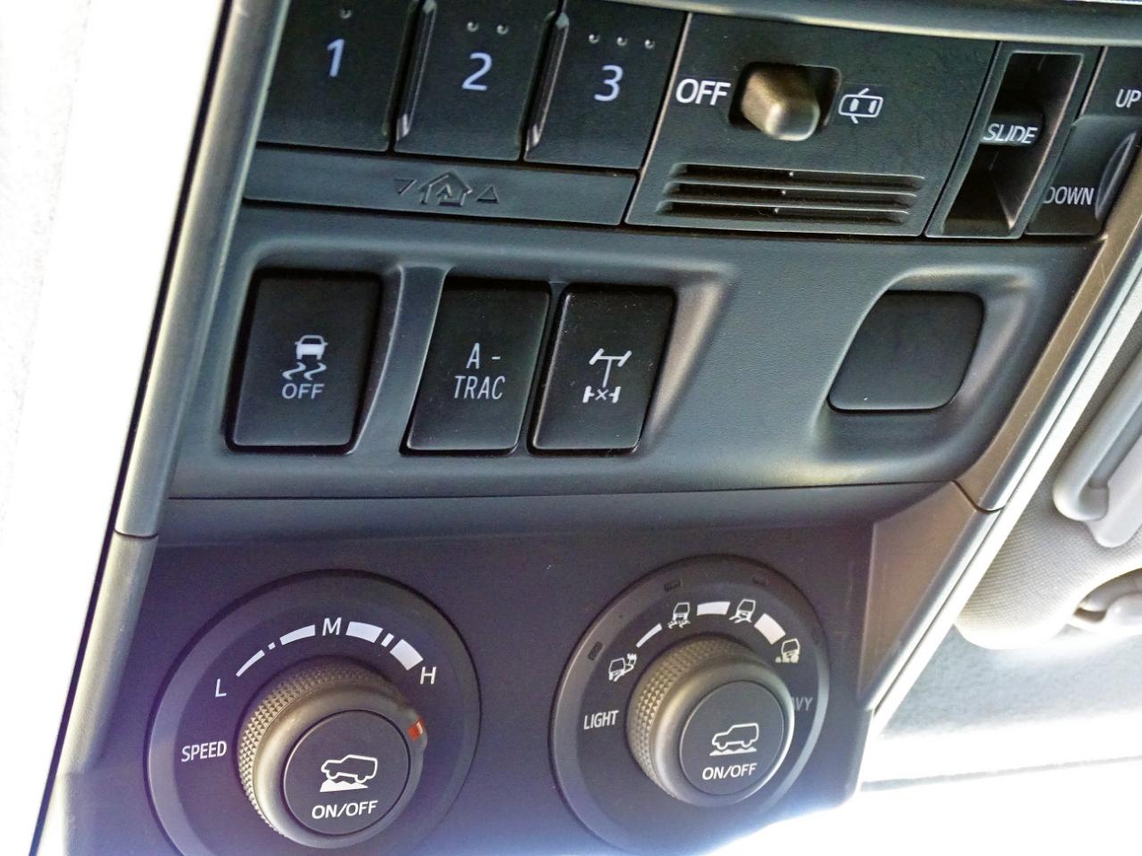 Toyota 4Runner TRD Off Road Premium 4WD (Natl) 2019