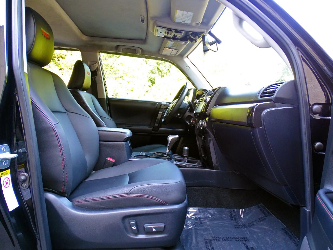 Toyota 4Runner TRD Off Road Premium 4WD (Natl) 2019