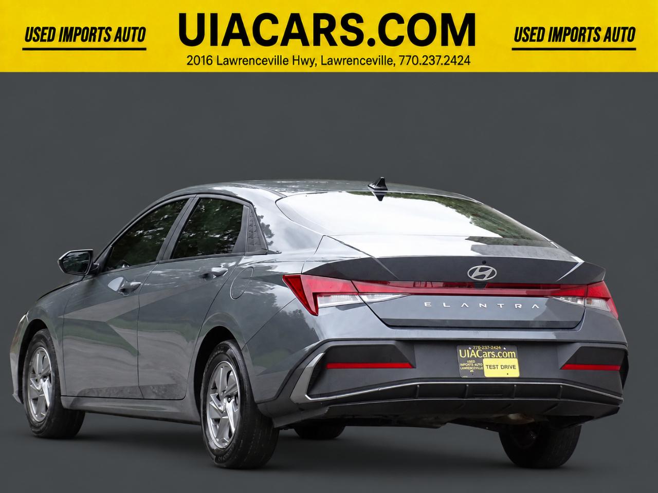 2025 Hyundai Elantra SE Auto