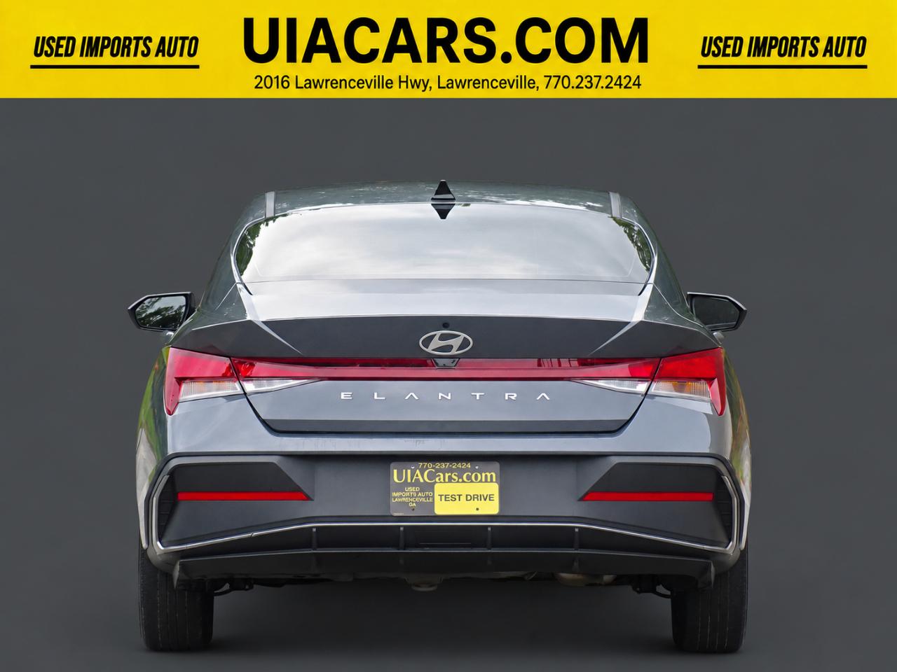 Hyundai Elantra SE Auto 2025